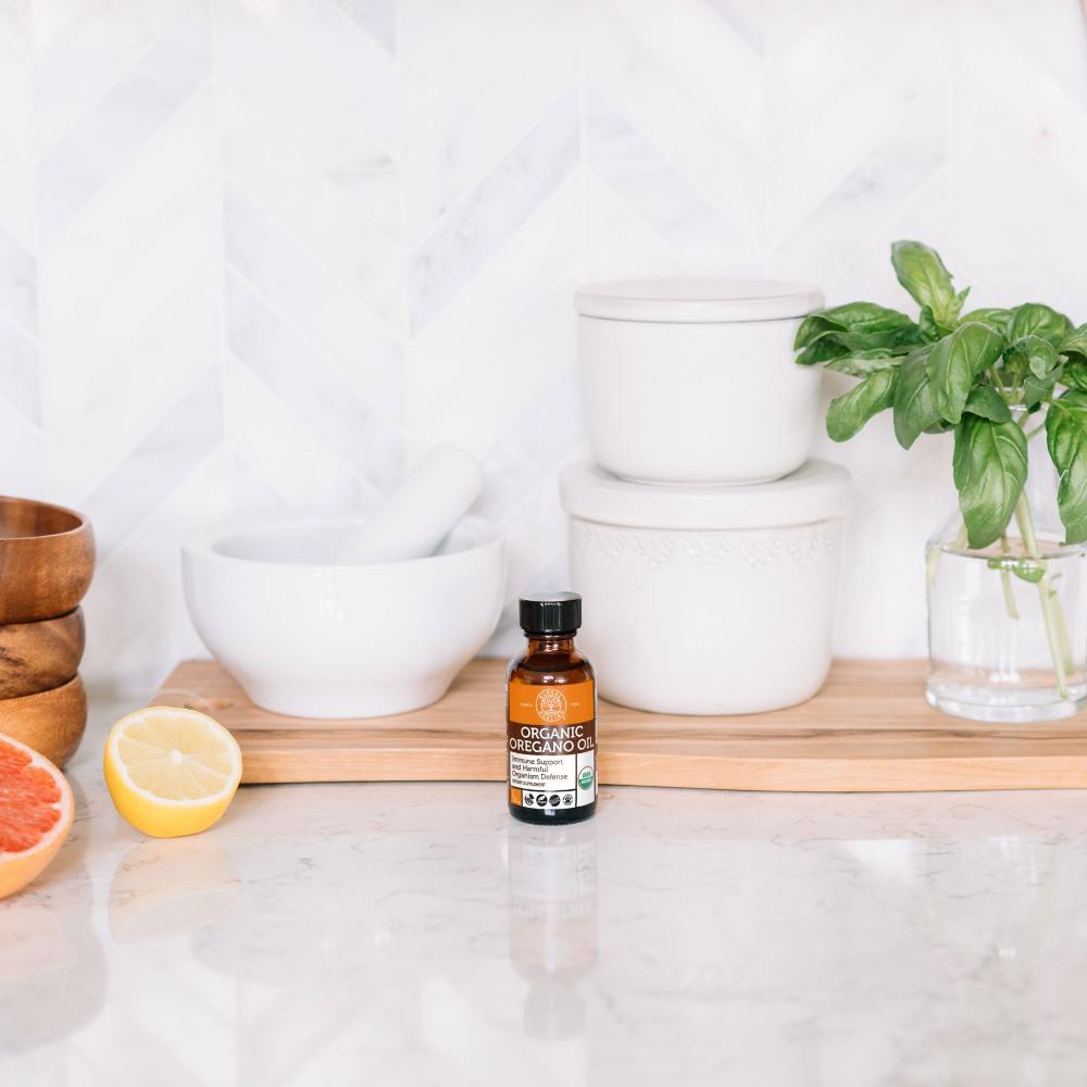 Global Healing Organic Oregano Oil Bottle 2