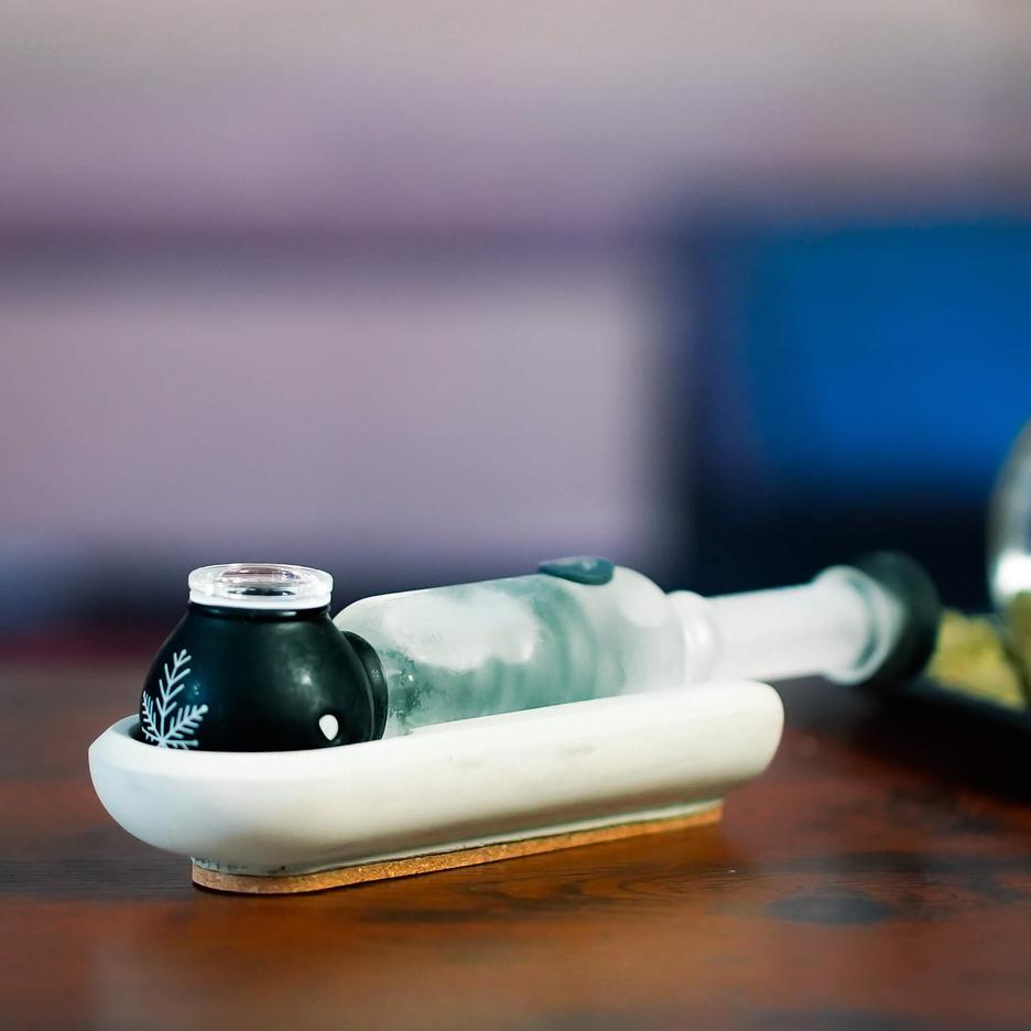 Hand Pipe Cold Stones The Freeze Pipe