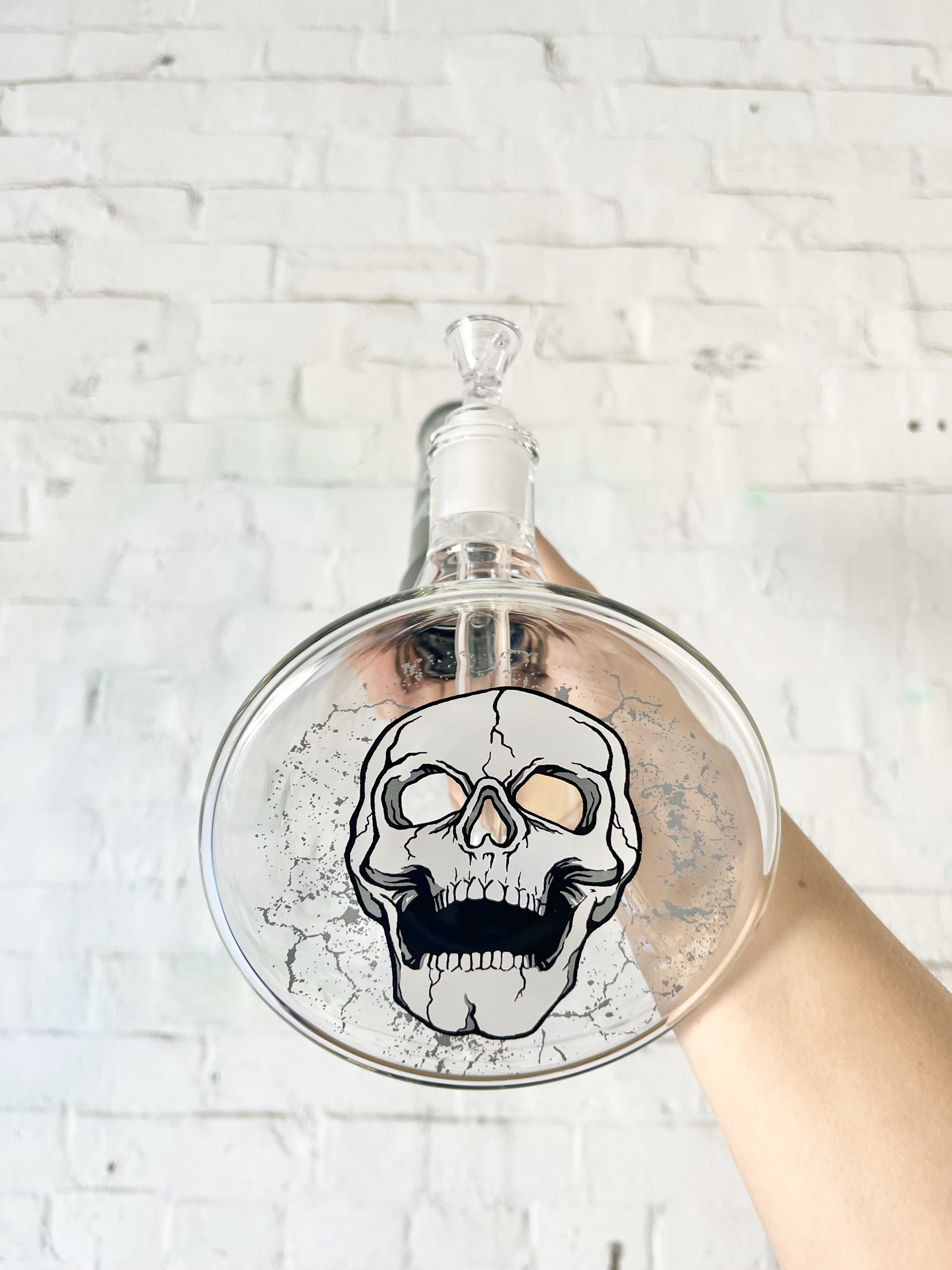Skeleton glass designs. Skull artwork, Bongs with skulls. Tommy Devoid