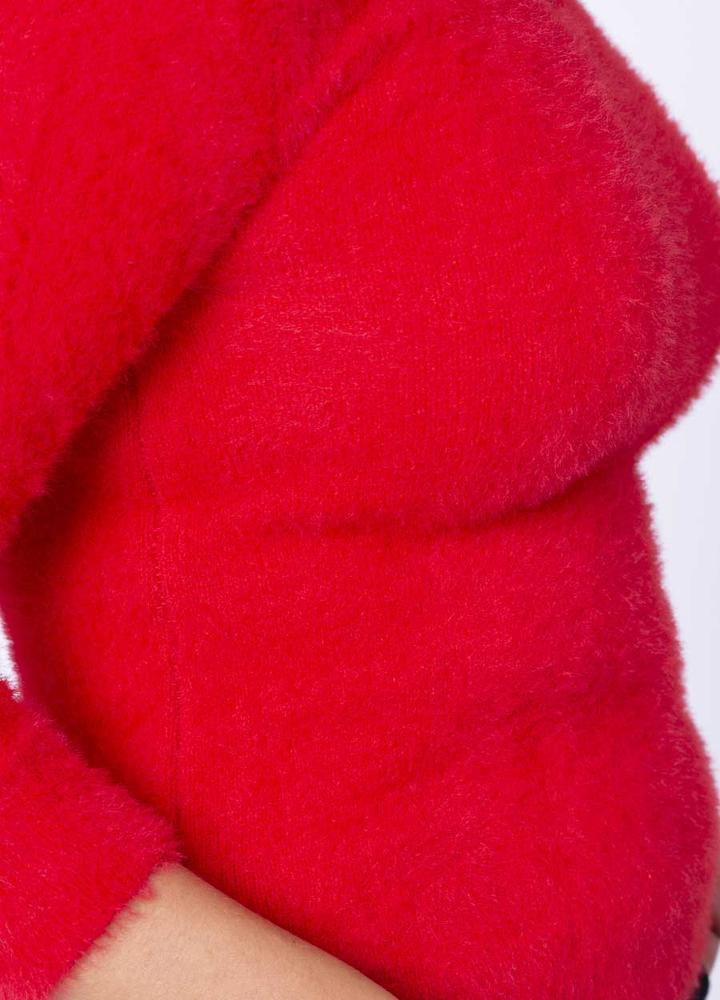 V Neck Fluffy Jumper in Red