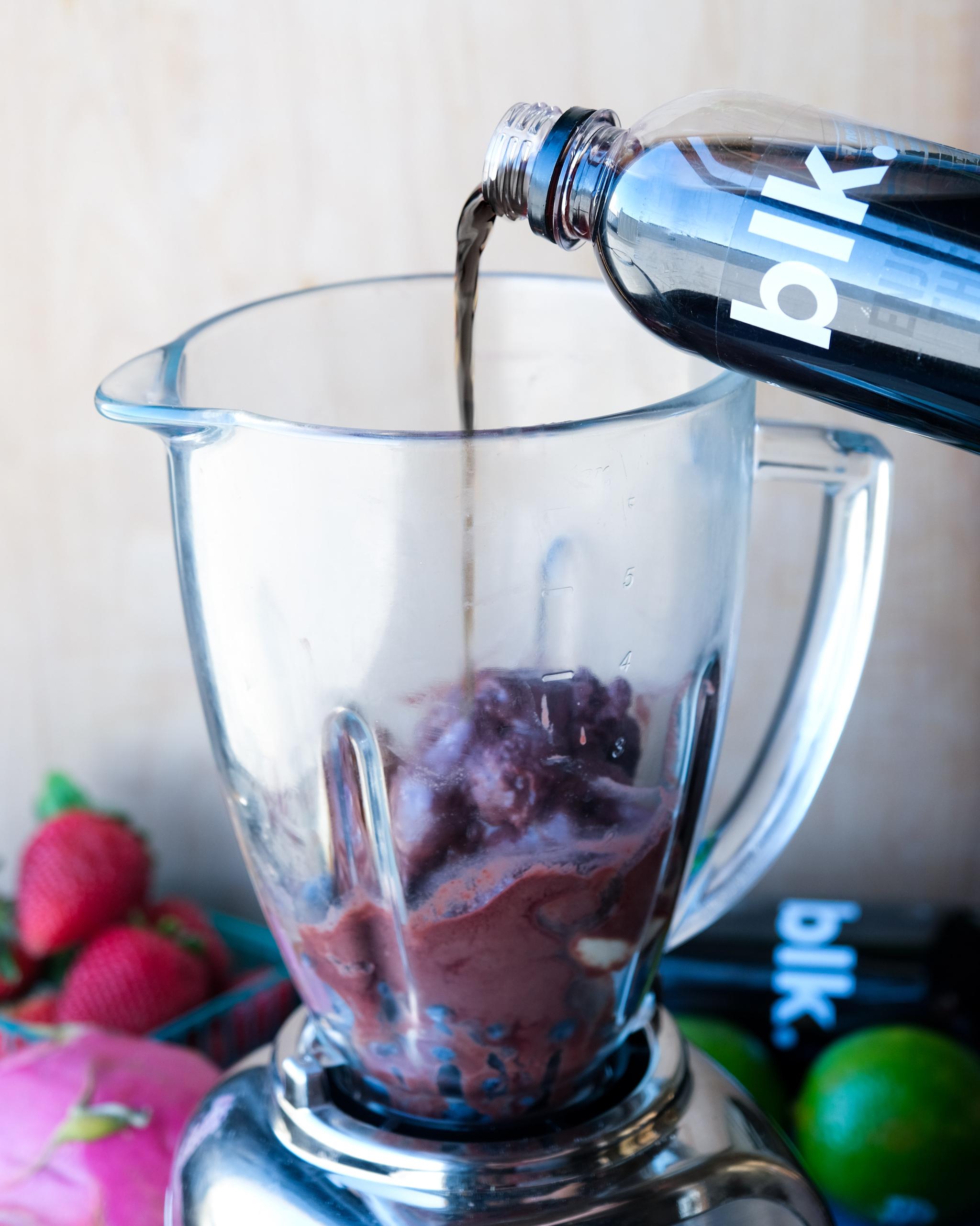 Berry Superfood Smoothie Bowl Recipe blk. Functional Beverages