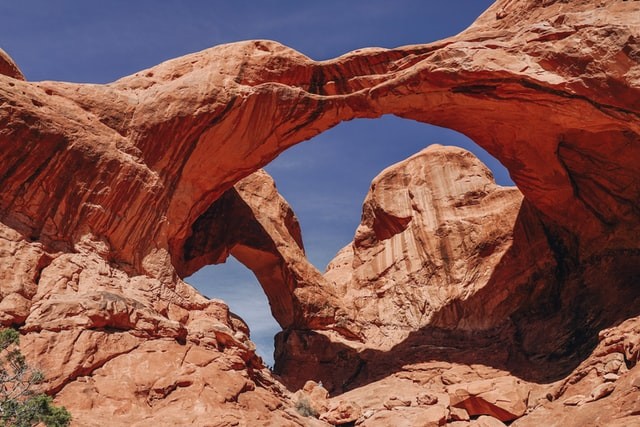 Arches National Park, Utah, USA: One of the best romantic getaways for couples who love nature.