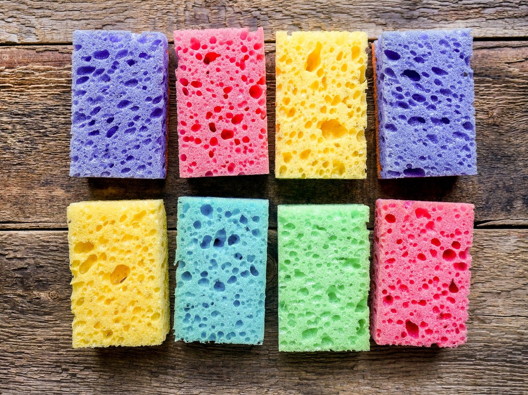 IS YOUR SPONGE RUINING YOUR KNIFE?