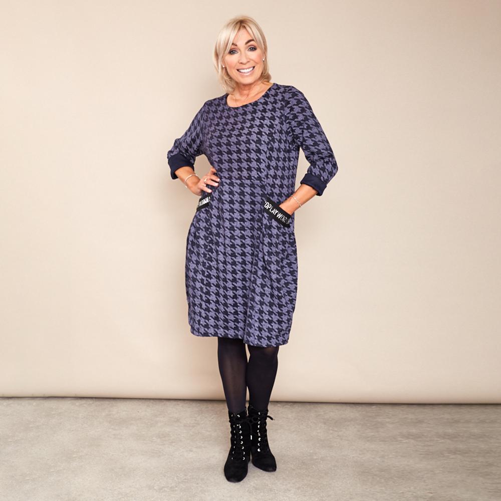 Kate Houndstooth Dress (Navy)