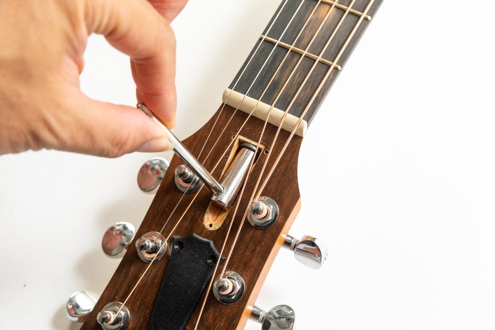 How to Clean a Rosewood Fretboard: Easy Step-by-Step Guide 