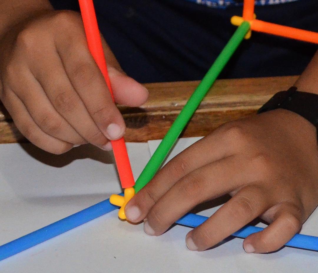 fine motor skills toys