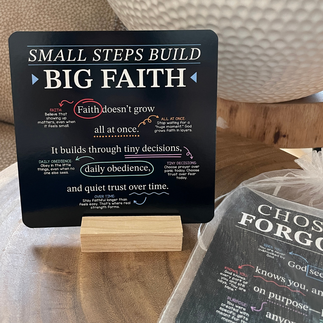 Christian Mindset Deck [Includes Organza Pouch, Wooden Stand] + FREE SHIPPING