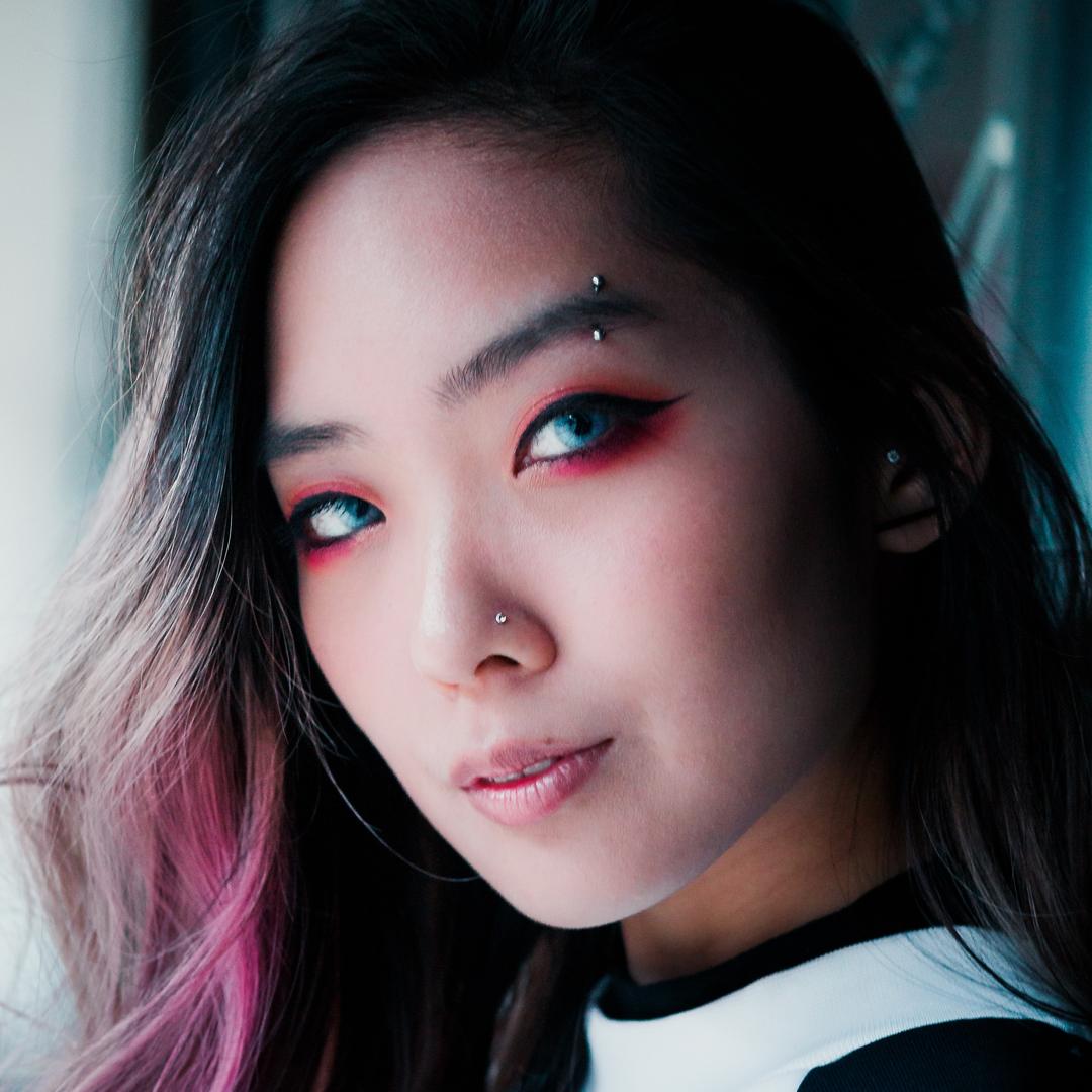 eyebrow ring