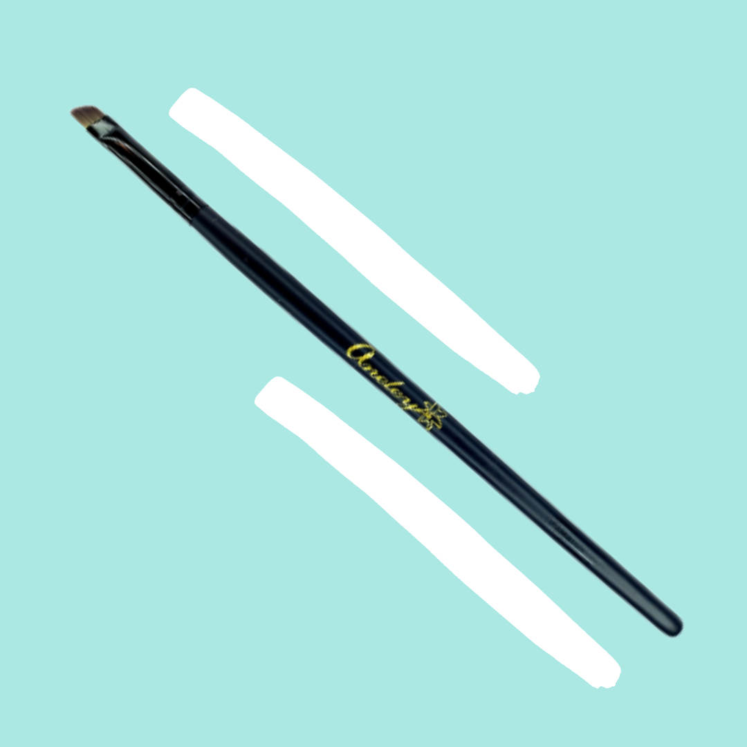 Detail Flat Liner Brush 018