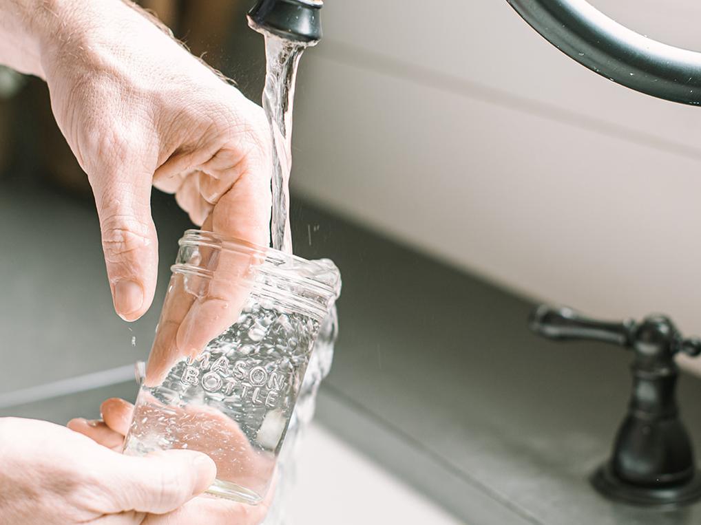 Storing Milk in Mason Jars - You Won't Spill a Drop of Milk or Waste a –  Mason Bottle