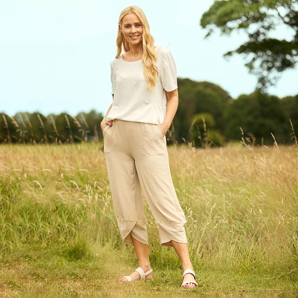 Cassie Trousers (Beige)