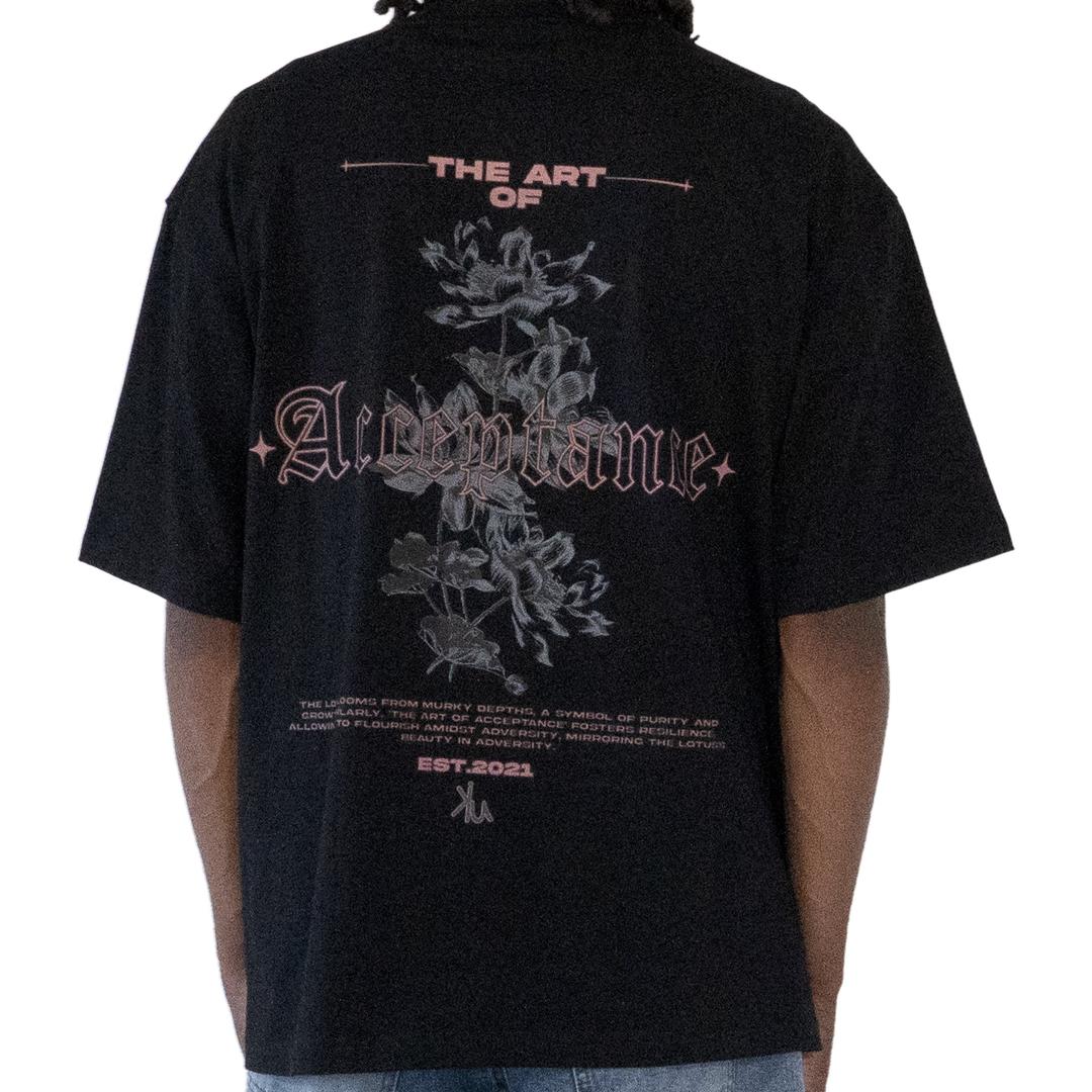 art acceptance oversized streetwear black model
