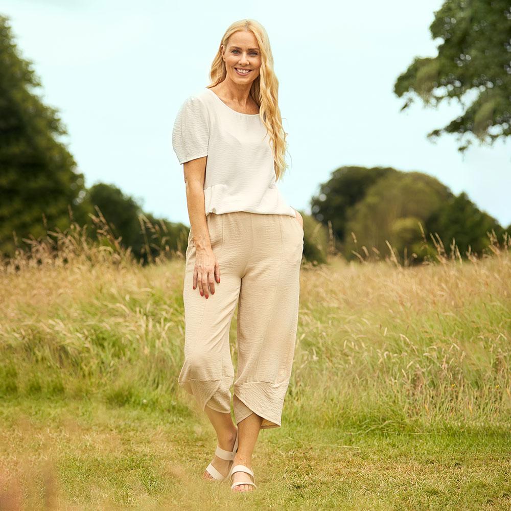 Cassie Trousers (Beige)