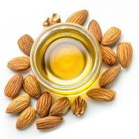 Prunus Amygdalus Dulcis (Sweet Almond) Oil