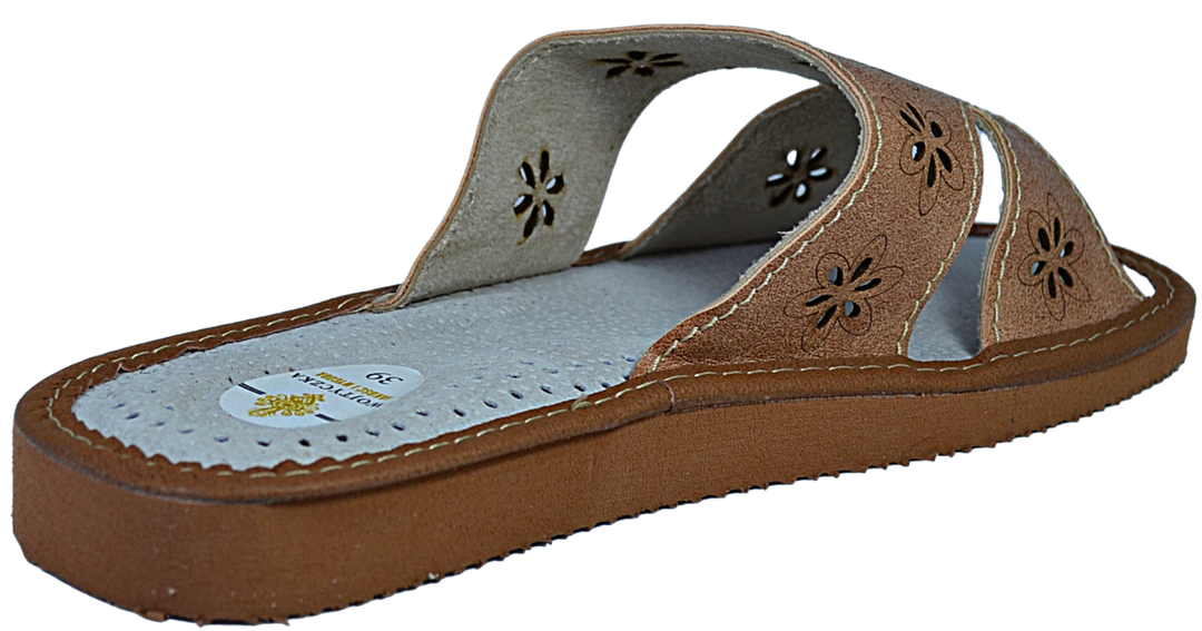 Agata - Women handmade leather slippers - Reindeer Leather