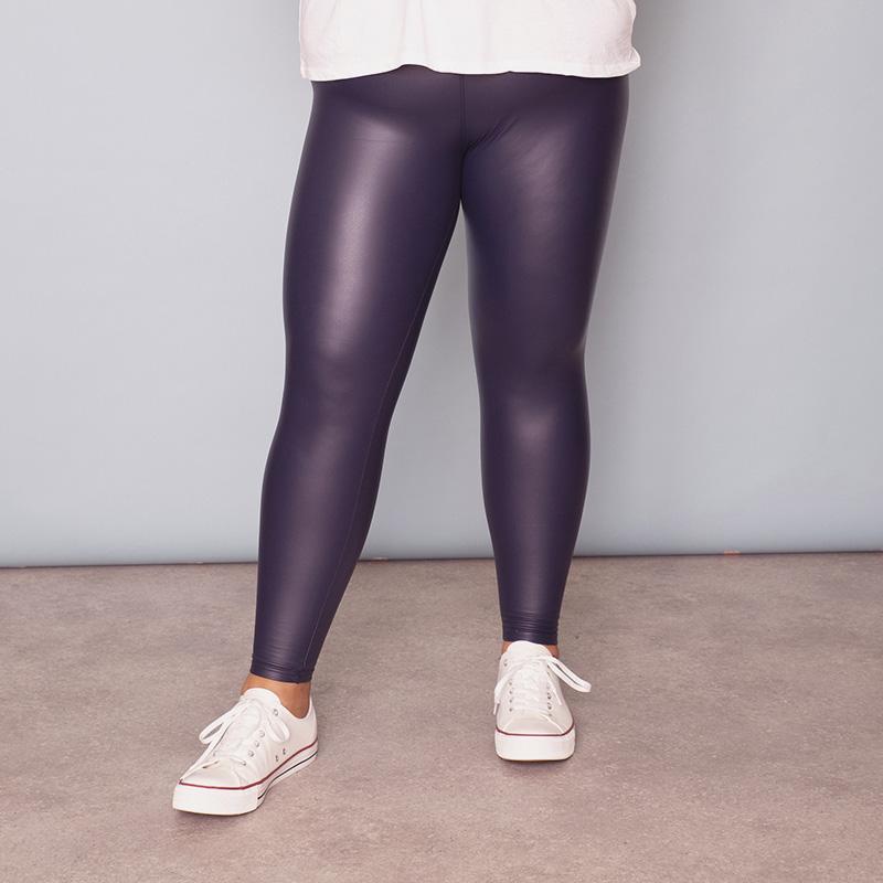 Wet Look PU Leggings (Curve) in Navy