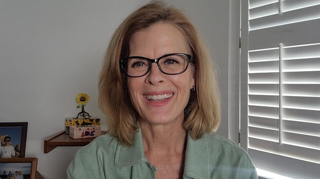 How Serums Are Different Than Creams Vibriance