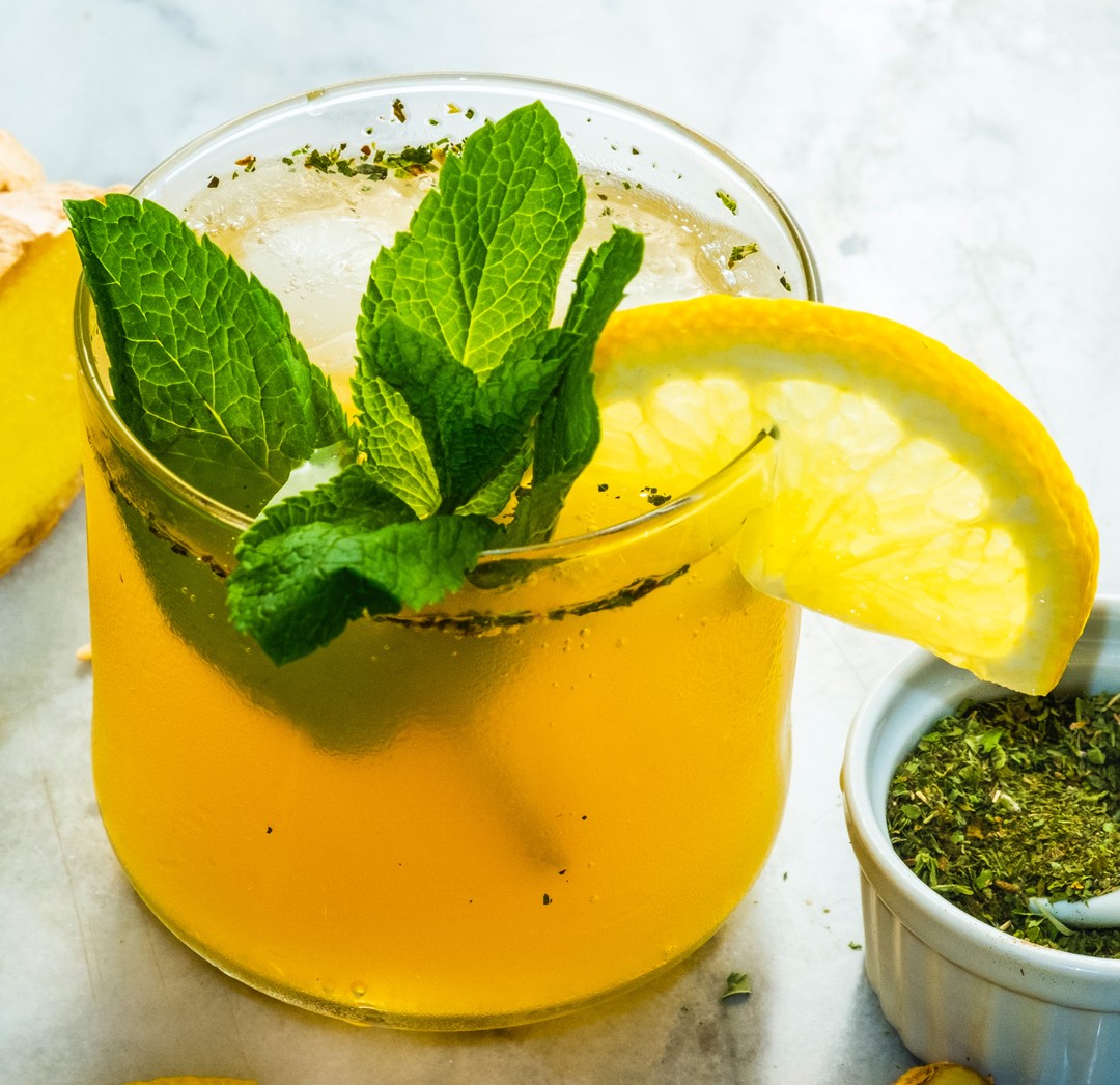 Sugar-Free Mint Julep: One of the healthiest bourbon cocktail recipes