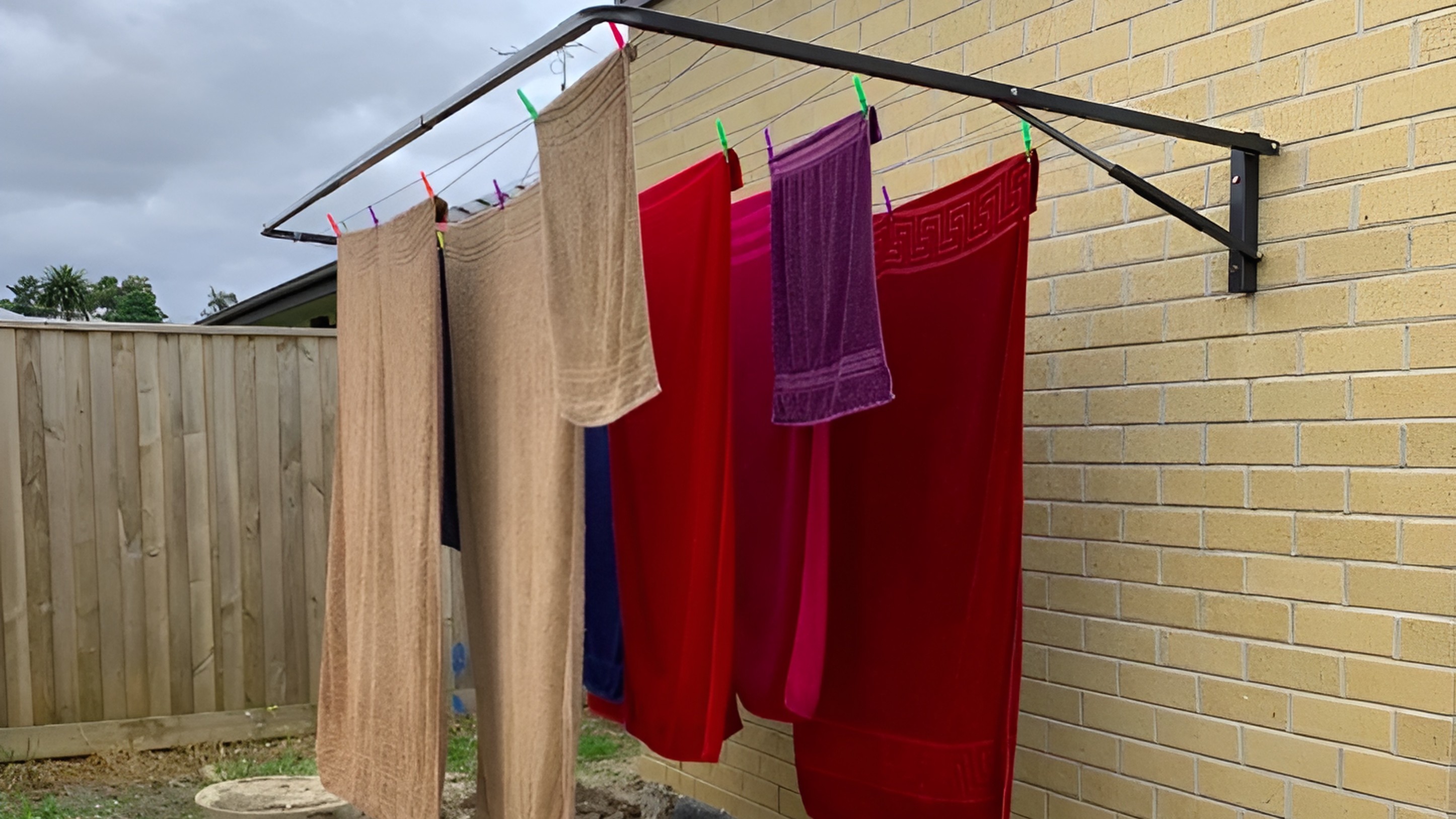 Wall Hung Clothes Line The Eco-Friendly Option: Sustainable Materials and Design