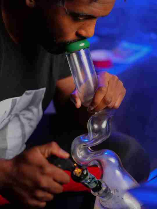 m&m tech bong