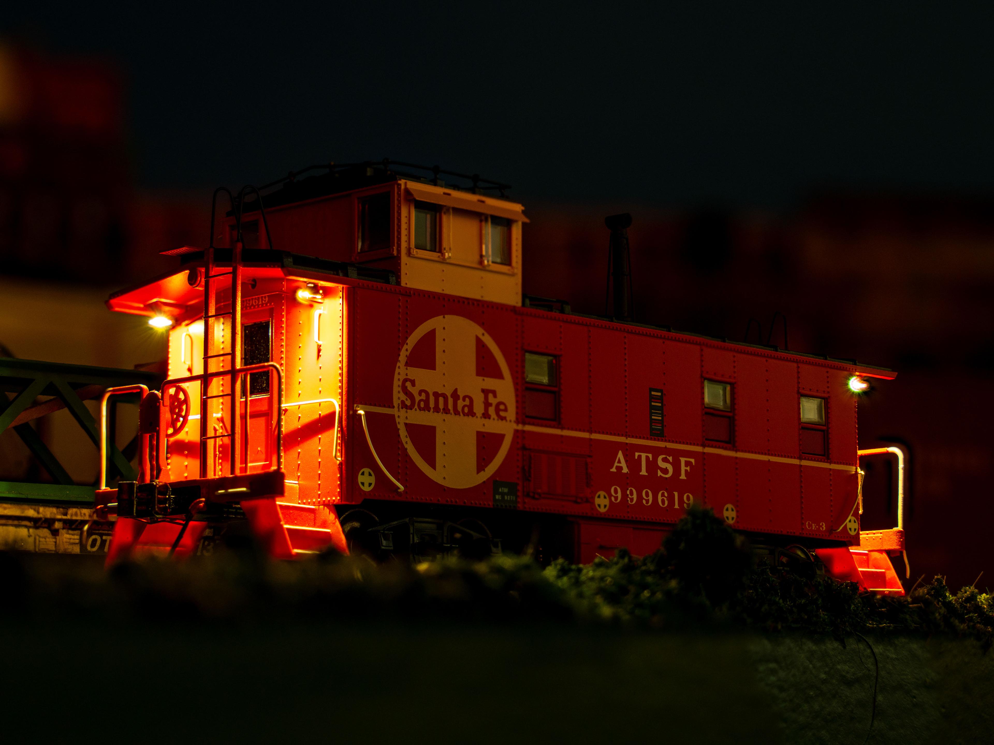 ATSF 999619 Step Lights