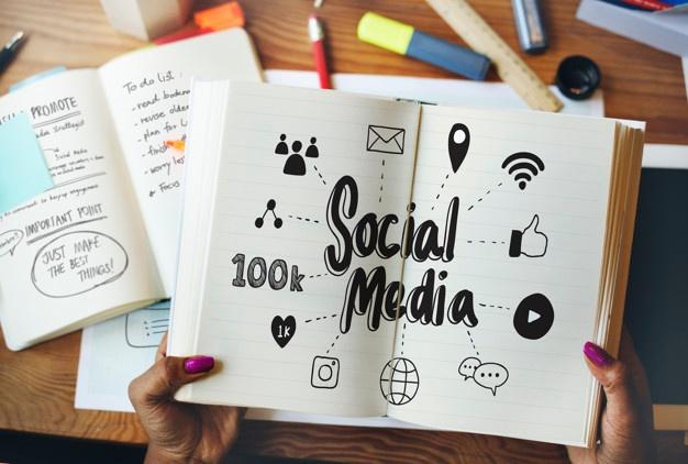 Admin sosial media, admin social media, admin sosmed, sosial media specialist, cara menjadi admin sosial media, cara menjadi admin medsos, cara menjadi admin sosmed, sukses menjadi admin sosmed, sukses menjadi admin medsos, sukses menjadi admin sosial media, sukses admin media sosial, admin social media perusahaan