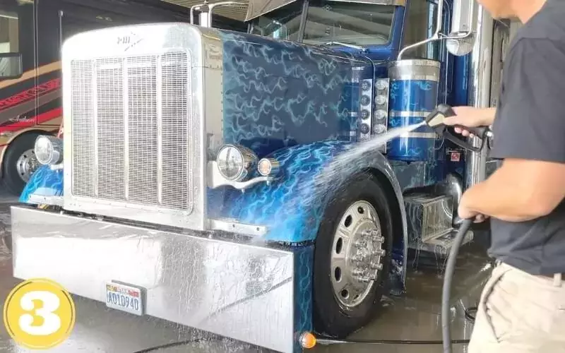 Rinsing Off Peterbilt