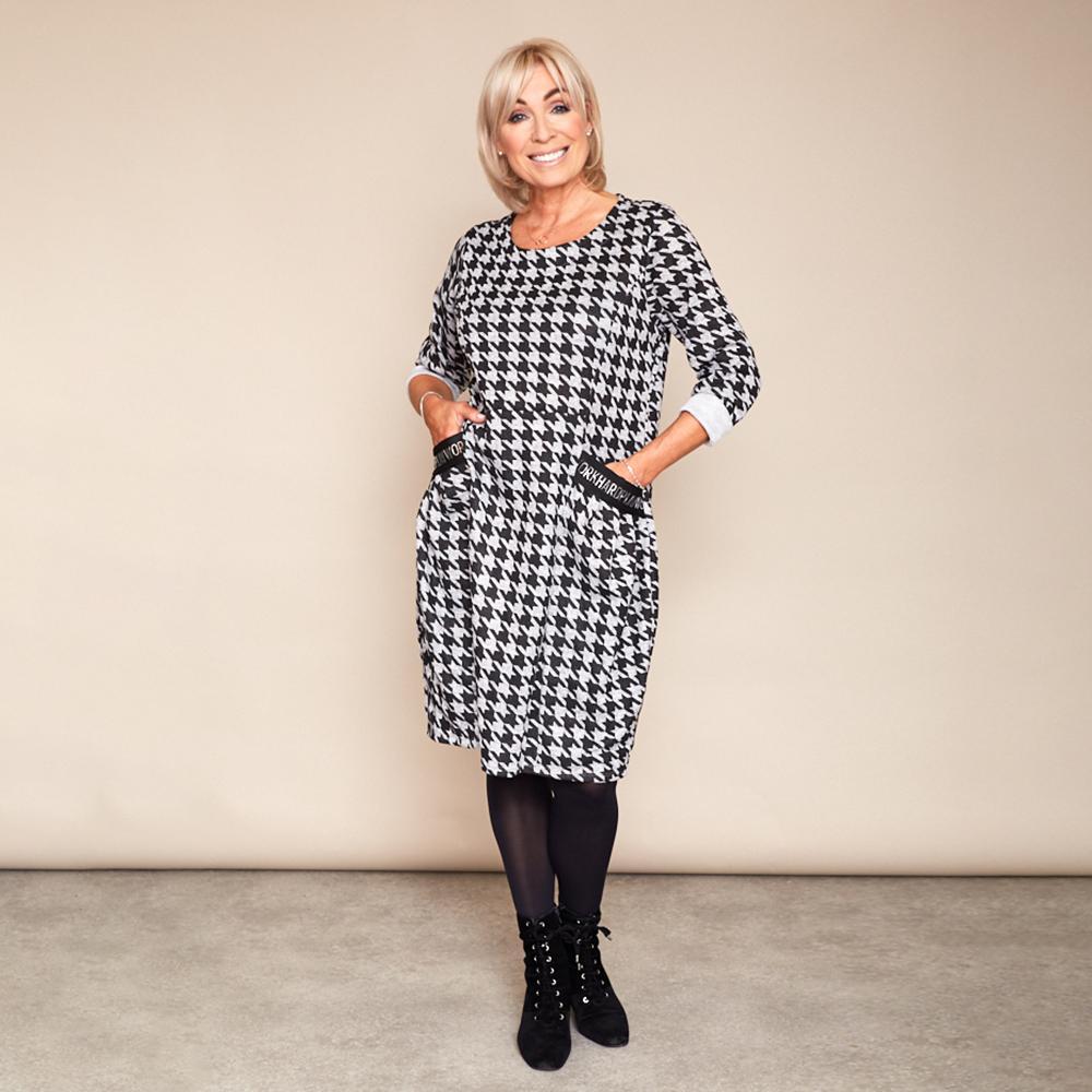 Kate Houndstooth Dress (Black)