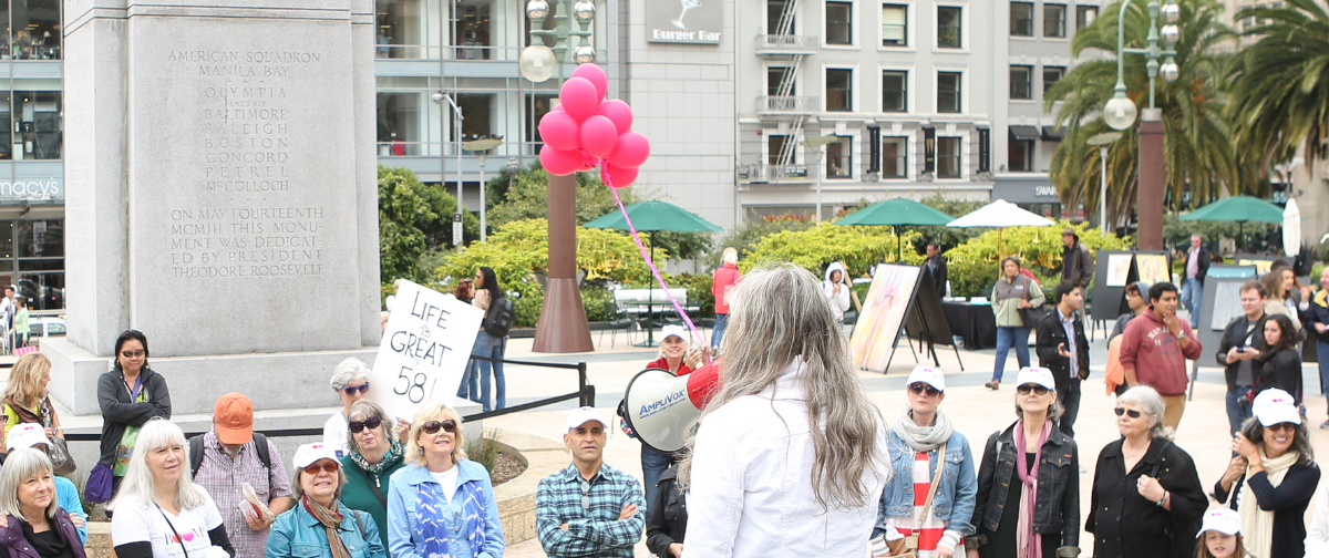 Cindy’s pro-age mindset inspired many more women to embrace age and natural beauty. 