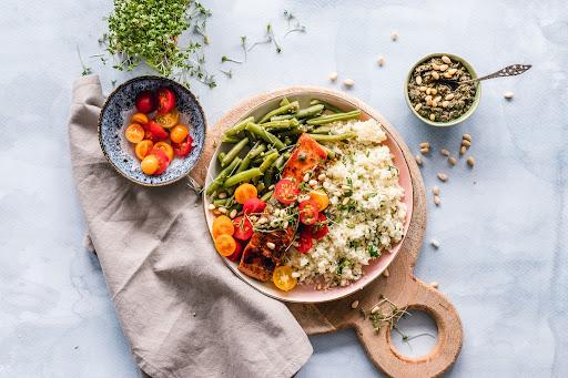 micronutrients in salmon grains and tomatoes green beans 