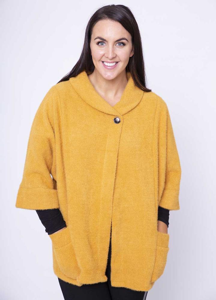 Round Neck 3/4 Sleeve Coat/Cardi in Gold
