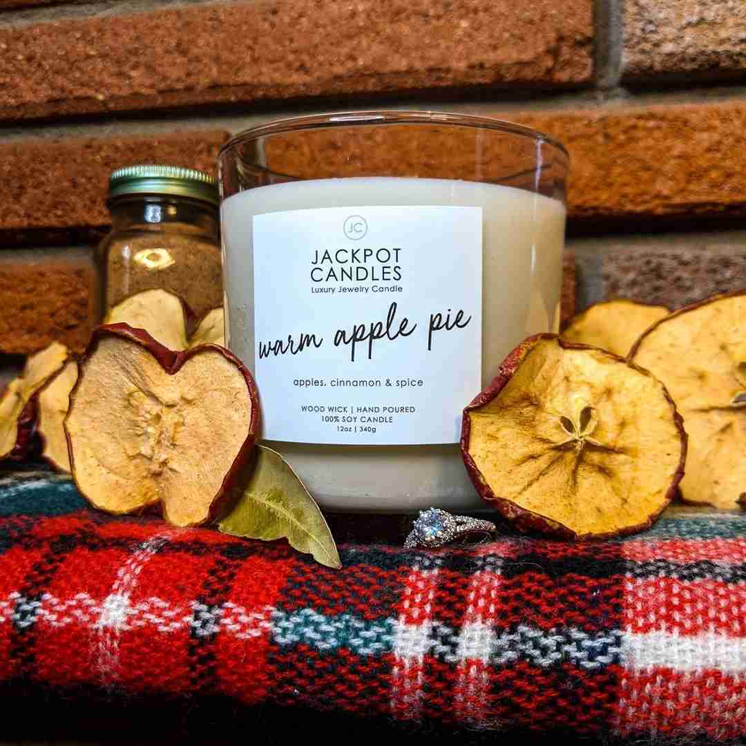 warm apple pie candle