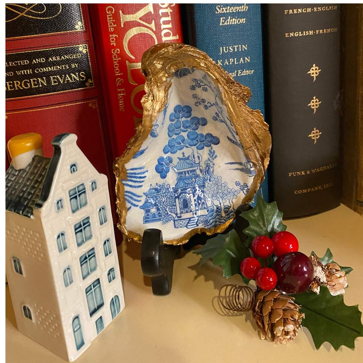 blue and white oyster shell Chinoiserie art. Perfect for your bookshelf.