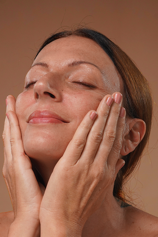 Brightens, Revitalizes, Uber-Nourishes