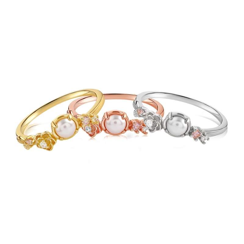 Blush and Bar Grace pearl ring