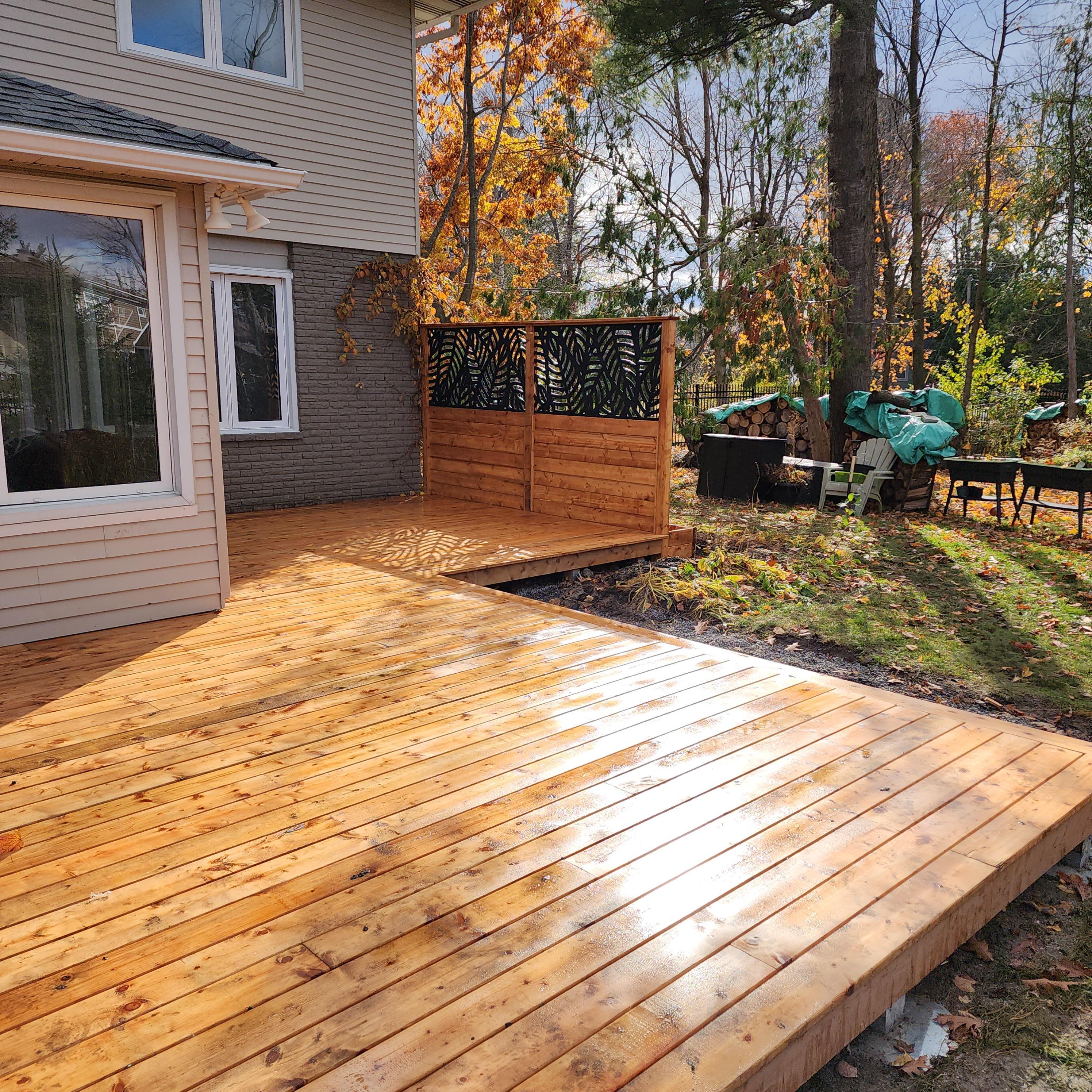 Shot of the low level deck gleaming in the sun due to gloss finish