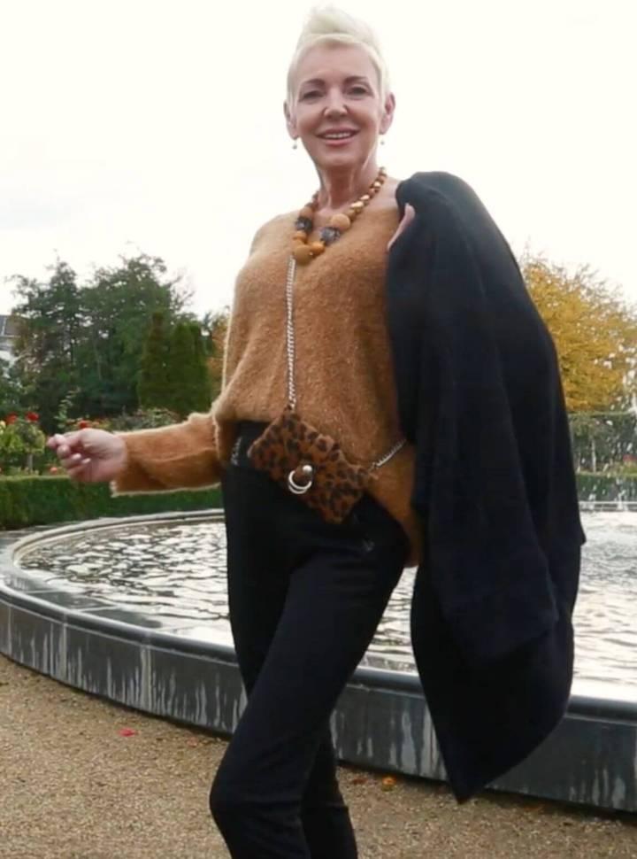 Round Neck 3/4 Sleeve Coat/Cardi in Rust