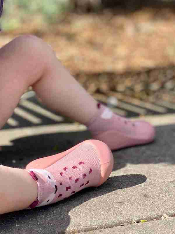 Attipas baby shoes in Fox Pink