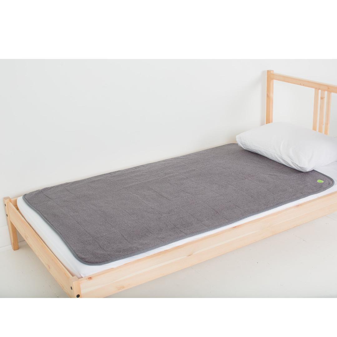 Grey Large PeapodMat - 100% leakproof washable bed mat