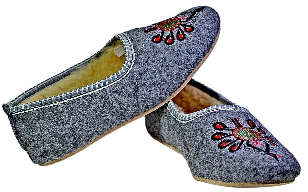Amelia Cozy Felt Winter Shoes - Reindeer Leather