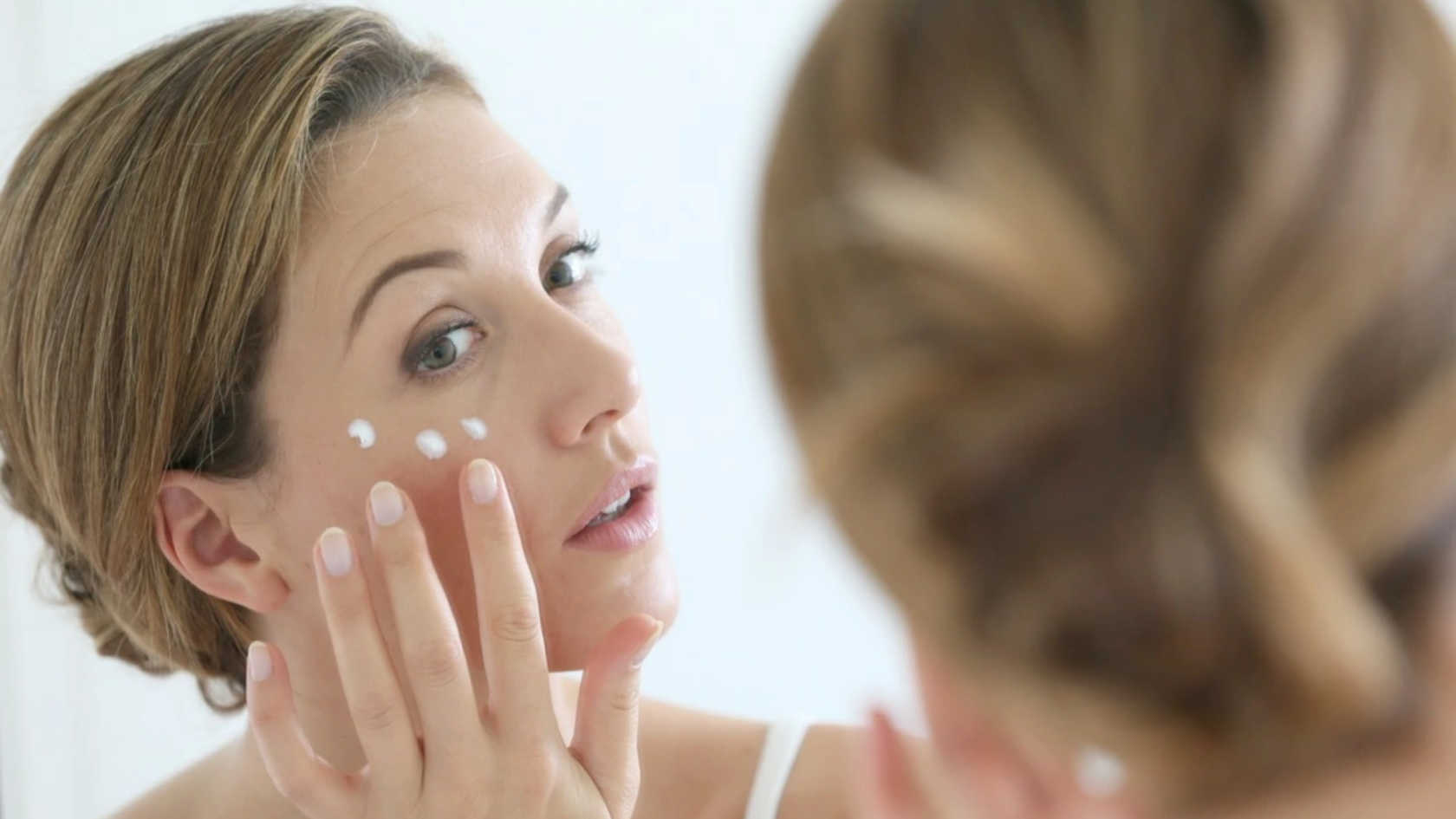 How to Hydrate Your Skin Overnight