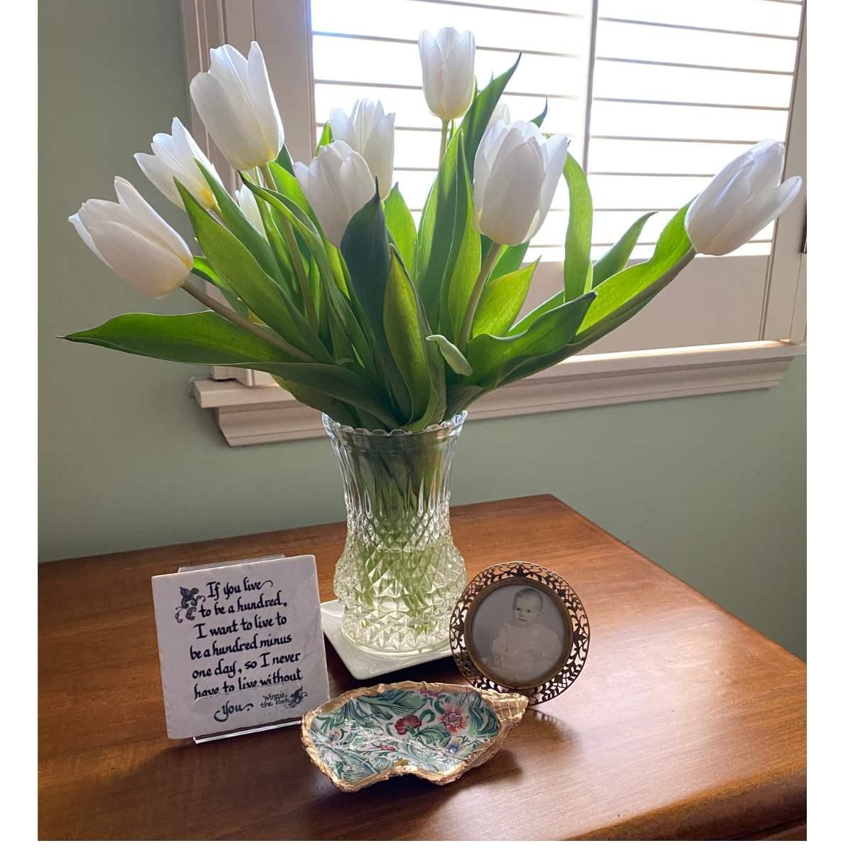Green William Morris oyster shell art