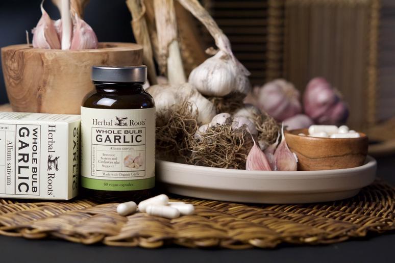Organic Garlic Supplement 60 VegCaps 600 mg Herbal Roots