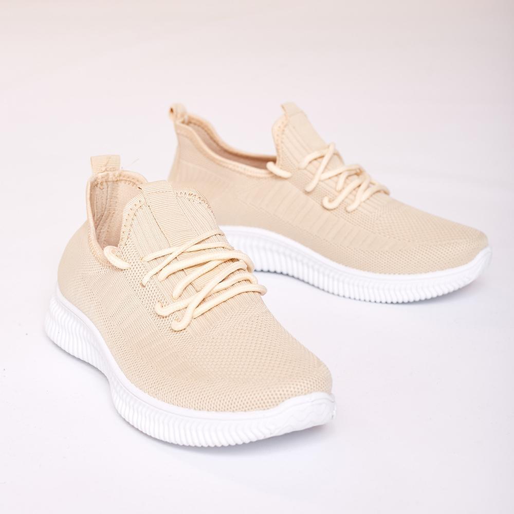 Pia Trainers (Beige)