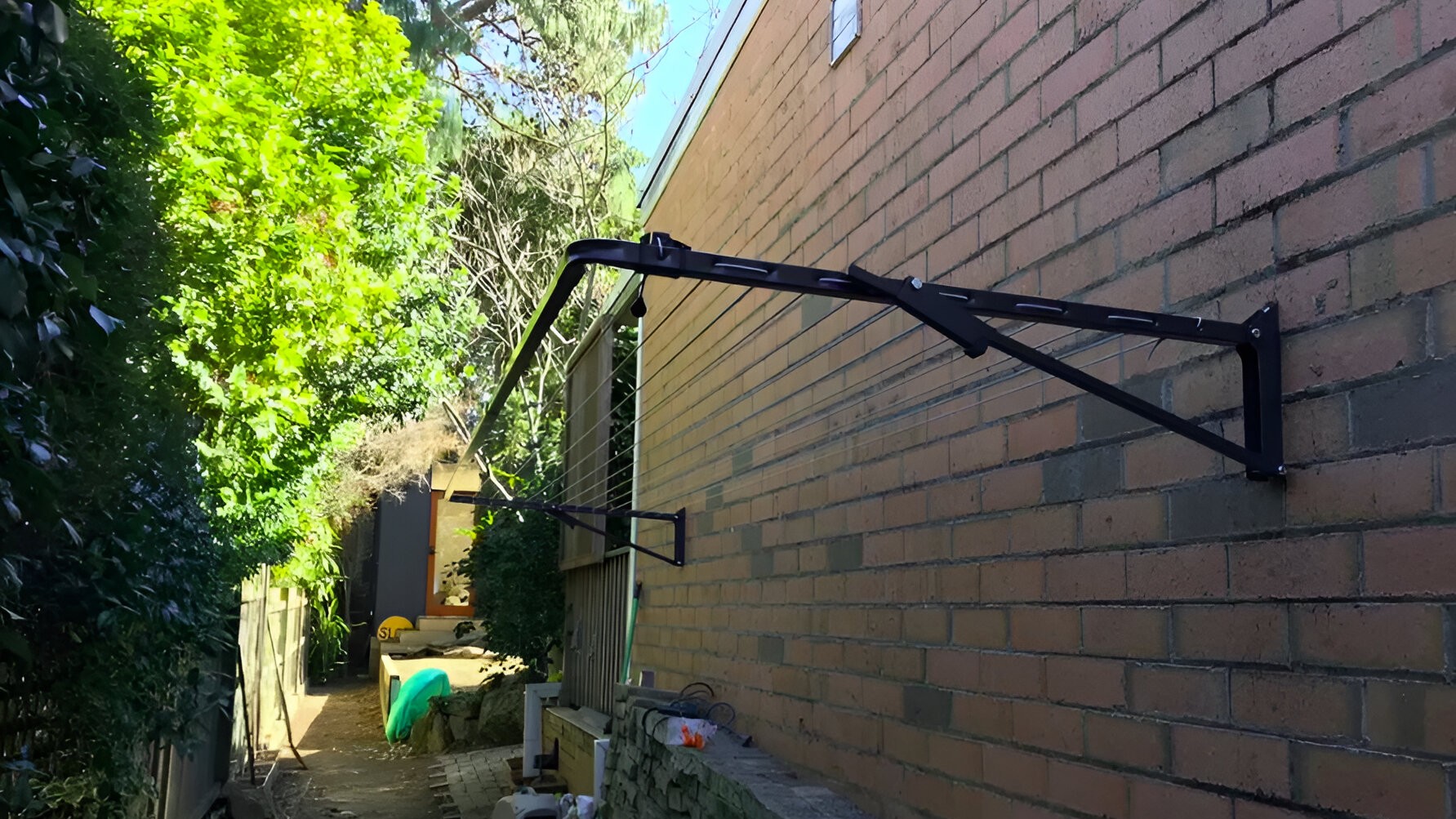 Austral Compact 39 Clothesline Review