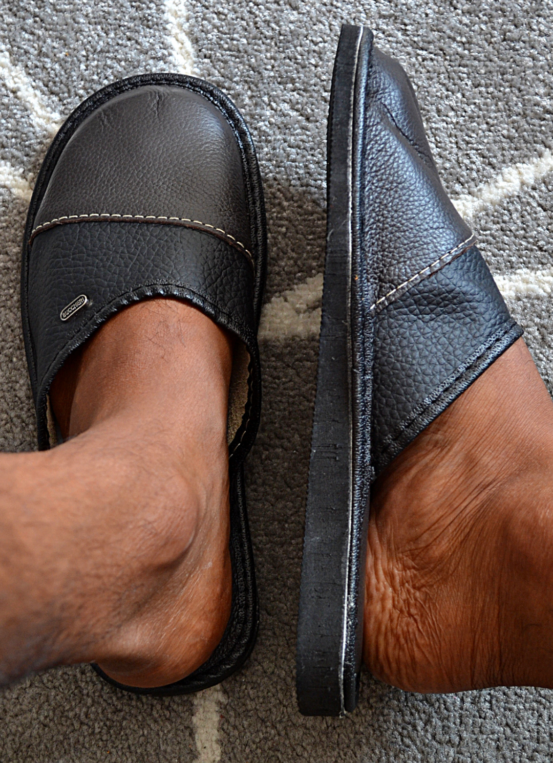 Carter - Men bedroom leather slippers - Reindeer Leather