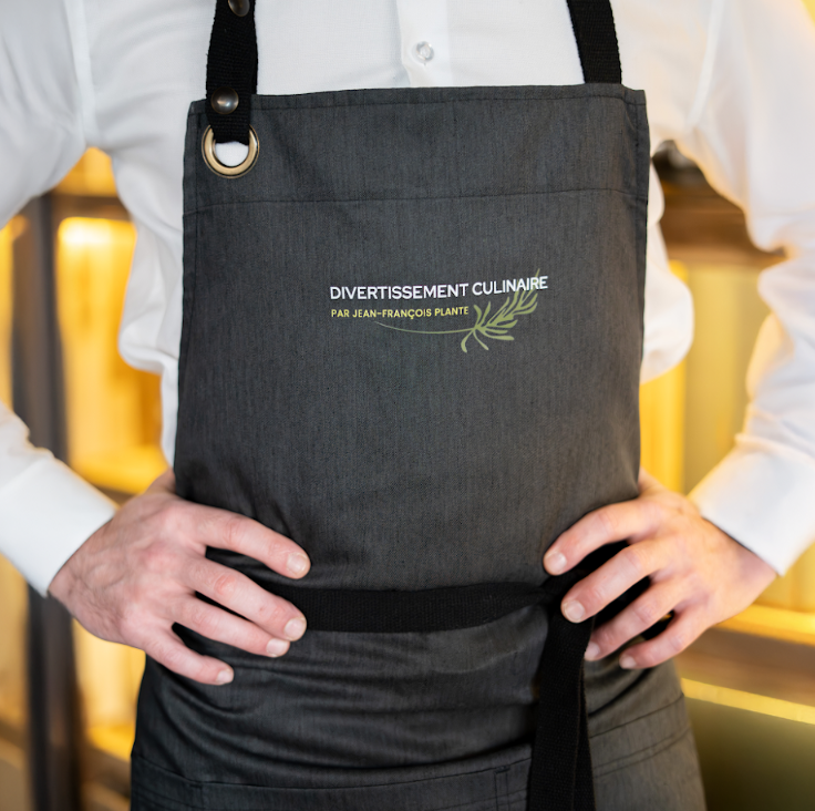 ENSEMBLE : Tablier de chef officiel et Duo de chiffons à polir en microfibres - Divertissement culinaire