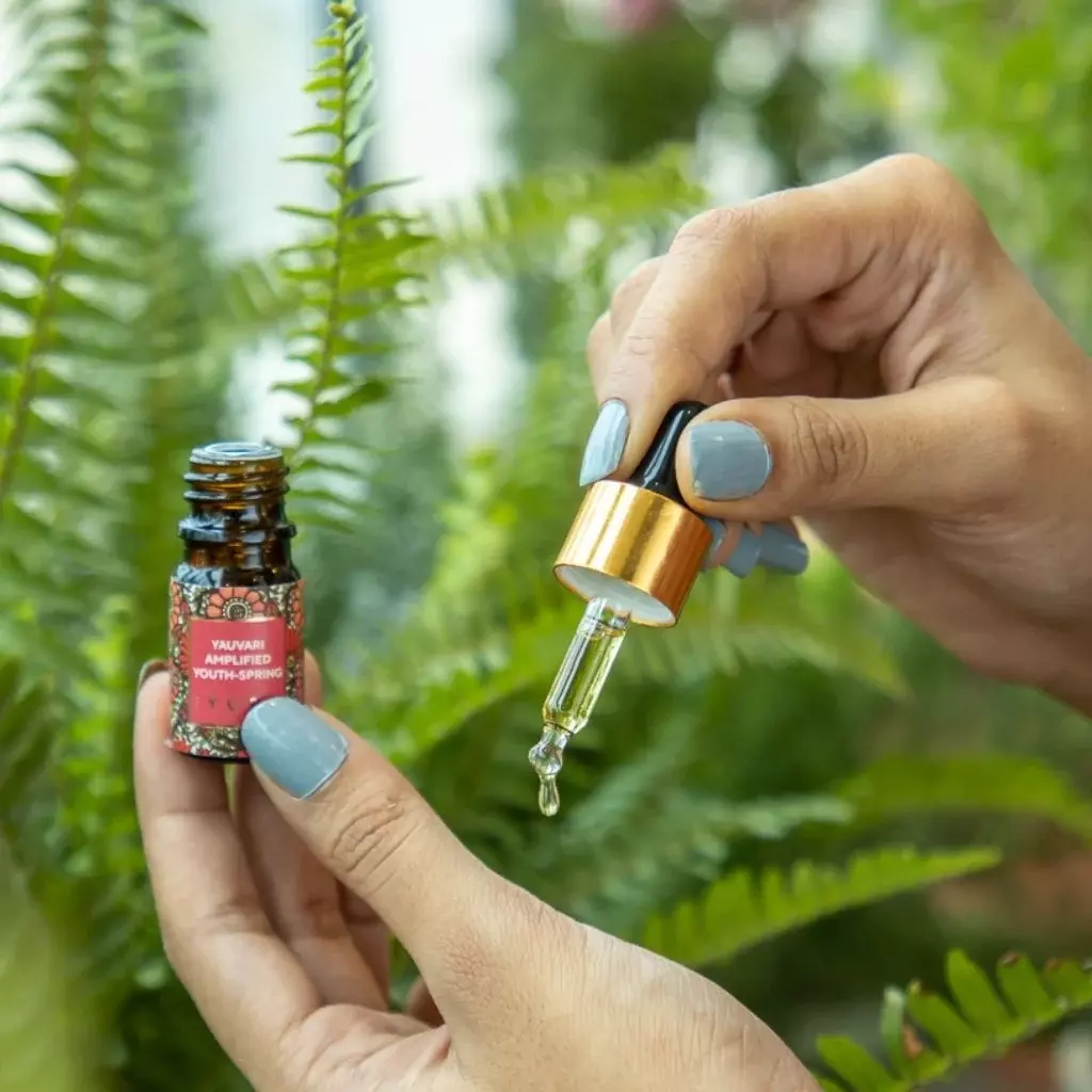 women using iYURA Yauvari Amplified Youth Spring