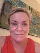 Dominique L. from Canada: A Verified Manjish Glow Elixir customer