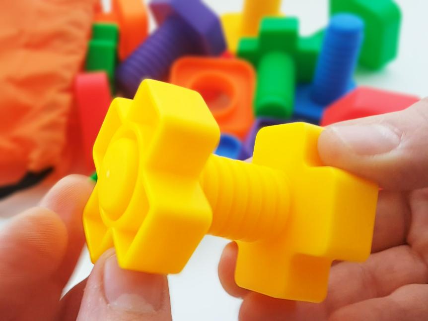2 year old learning toys